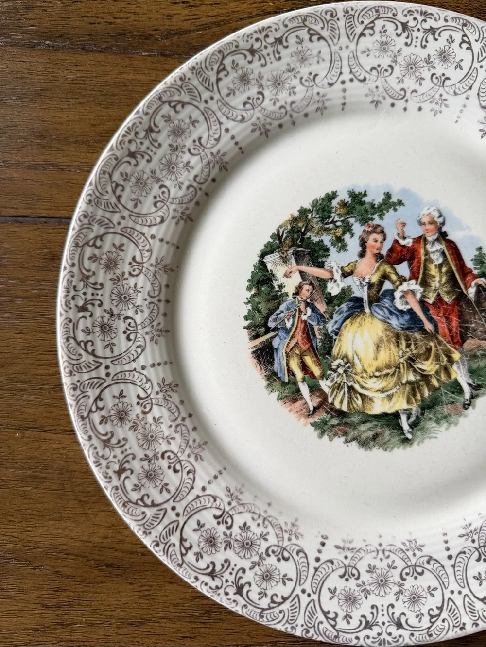 The Sebring Pottery Co. USA white decorative